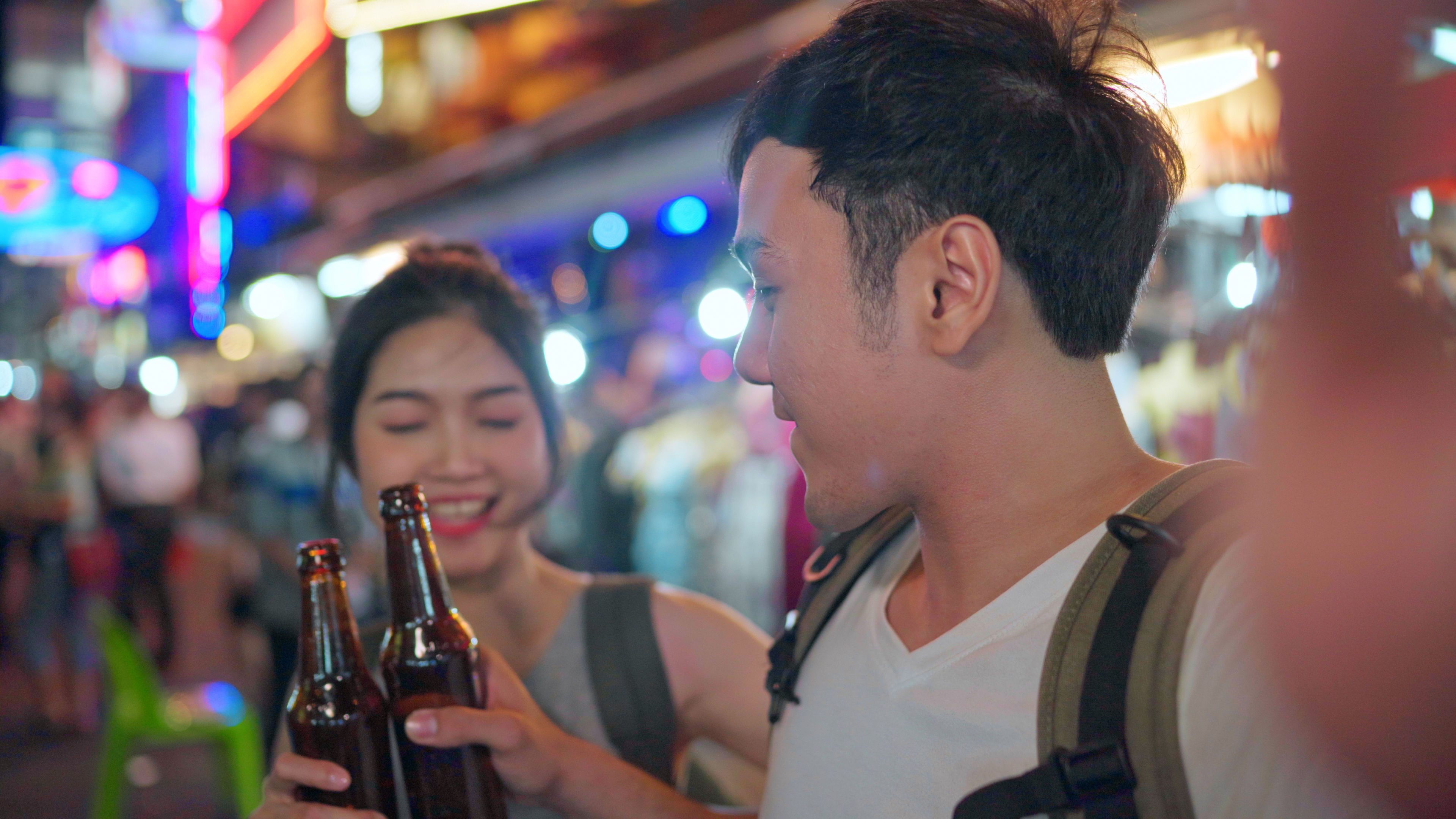 Asian blogger couple drinking alcohol  